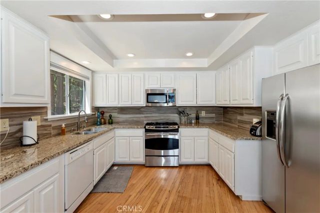 544 Old Toll Road, Lake Arrowhead, CA 92352