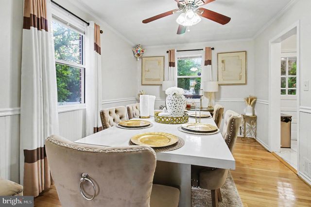 8528 WATER OAK RD, Parkville, MD 21234