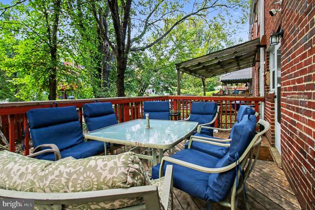 8528 WATER OAK RD, Parkville, MD 21234