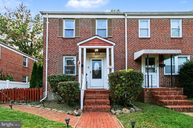 8528 WATER OAK RD, Parkville, MD 21234