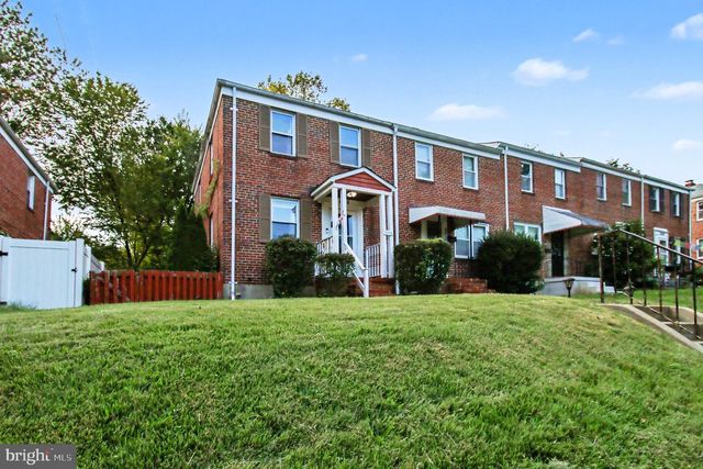 8528 WATER OAK RD, Parkville, MD 21234