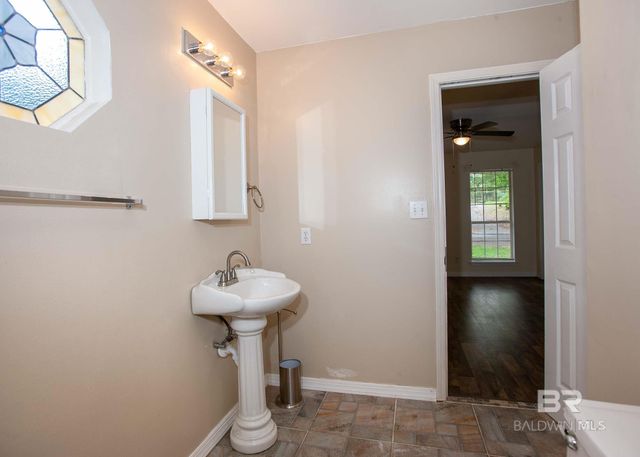 170 Montclair Loop, Daphne, AL 36526