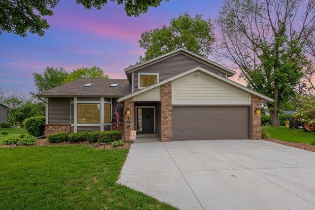 706 Highland Drive, New Prague, MN 56071