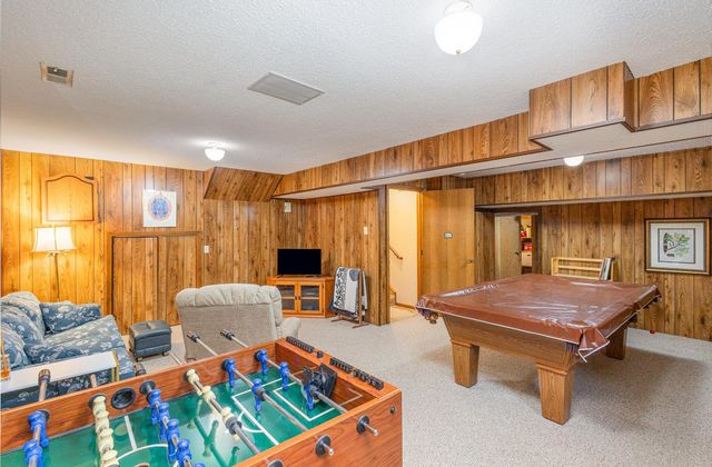 706 Highland Drive, New Prague, MN 56071