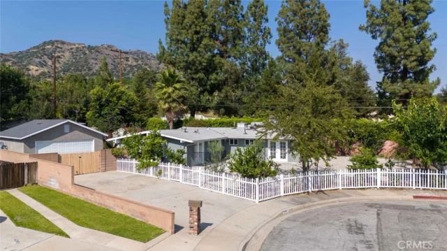 301 W Ashby Street, Azusa, CA 91702