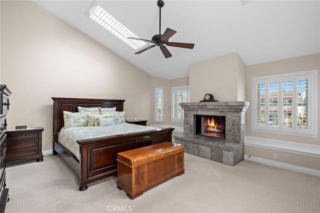 207 Memphis Avenue, Huntington Beach, CA 92648