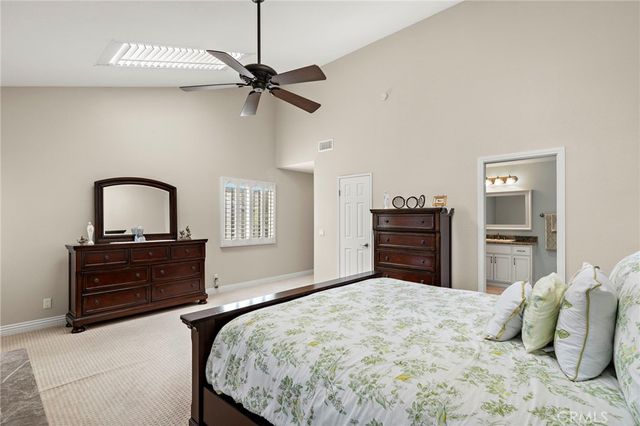207 Memphis Avenue, Huntington Beach, CA 92648
