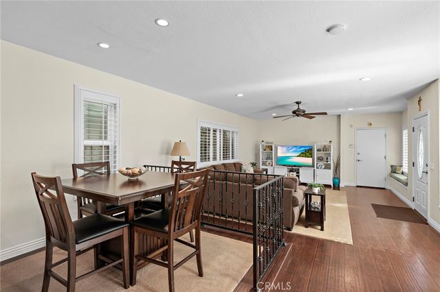 207 Memphis Avenue, Huntington Beach, CA 92648