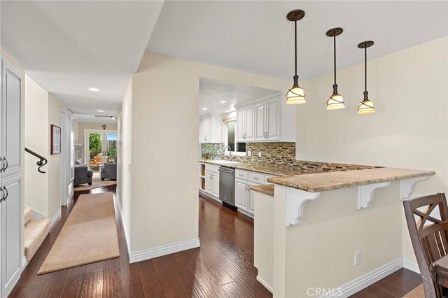 207 Memphis Avenue, Huntington Beach, CA 92648