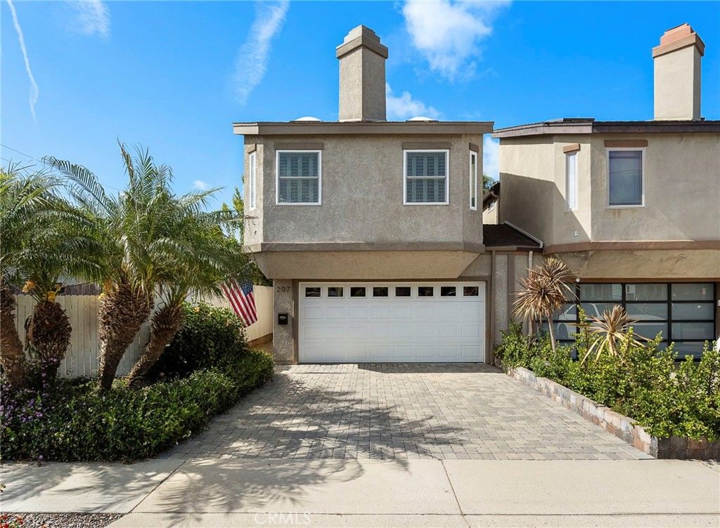 207 Memphis Avenue, Huntington Beach, CA 92648