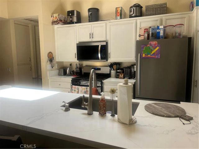 29225 Parkcrest, Highland, CA 92346