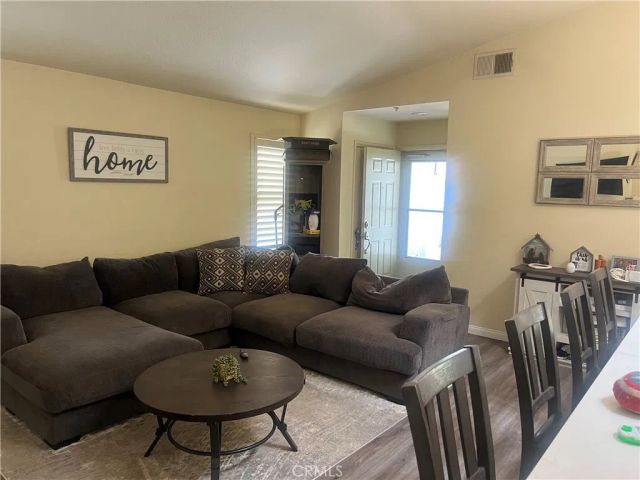 29225 Parkcrest, Highland, CA 92346