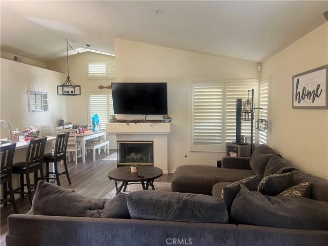 29225 Parkcrest, Highland, CA 92346