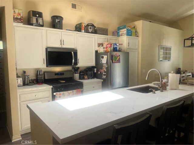 29225 Parkcrest, Highland, CA 92346