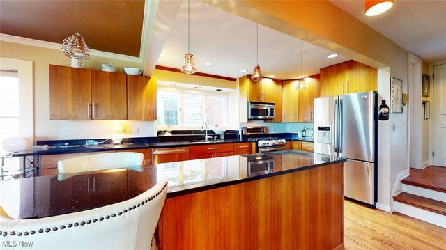 19334 Frazier Drive, Rocky River, OH 44116