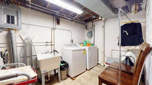 19334 Frazier Drive, Rocky River, OH 44116