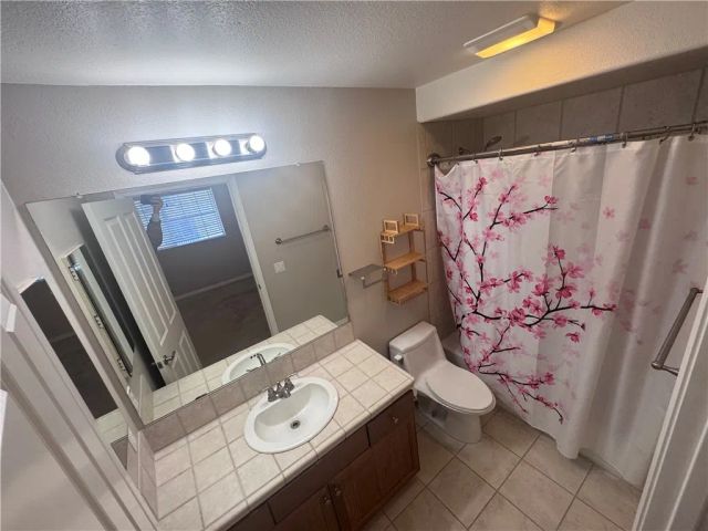 5092 Guava Avenue 124, La Mesa, CA 91942
