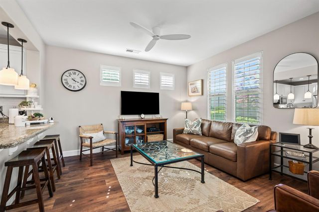 1619 Ballou Cir, Folsom, CA 95630