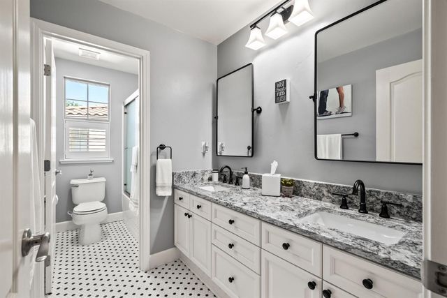 1619 Ballou Cir, Folsom, CA 95630