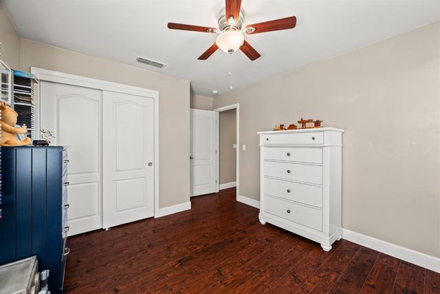 1619 Ballou Cir, Folsom, CA 95630