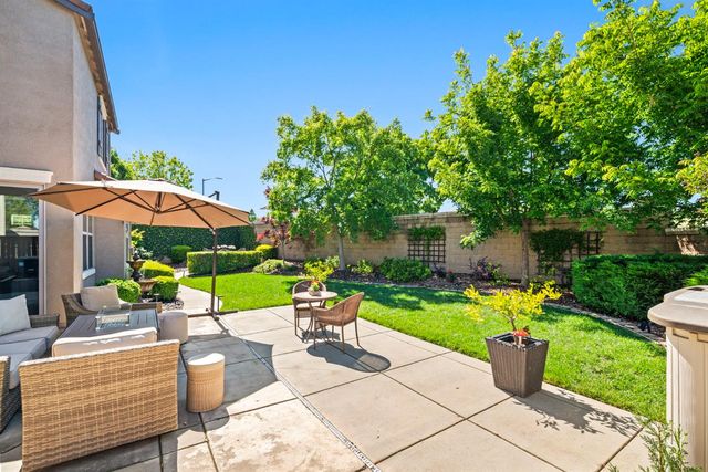1619 Ballou Cir, Folsom, CA 95630