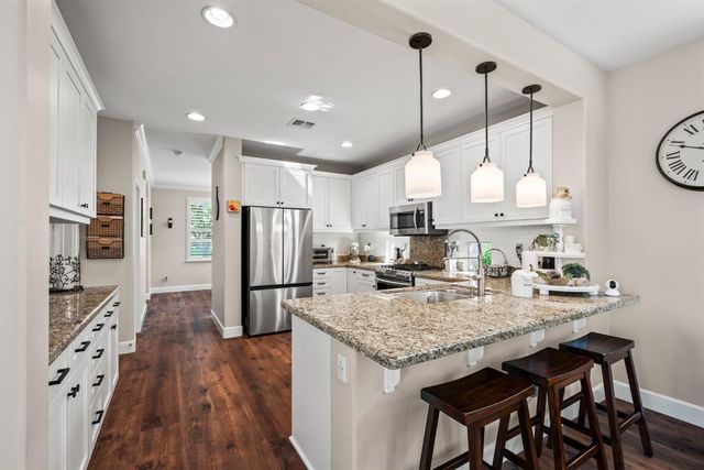 1619 Ballou Cir, Folsom, CA 95630