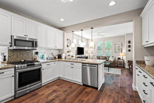 1619 Ballou Cir, Folsom, CA 95630