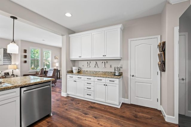1619 Ballou Cir, Folsom, CA 95630