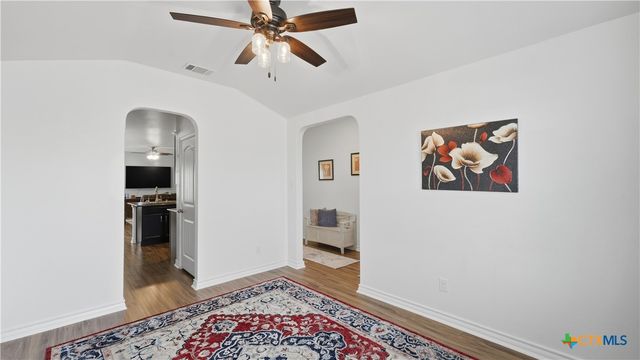 6429 Hoffman Plain, San Antonio, TX 78252