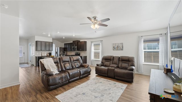 6429 Hoffman Plain, San Antonio, TX 78252