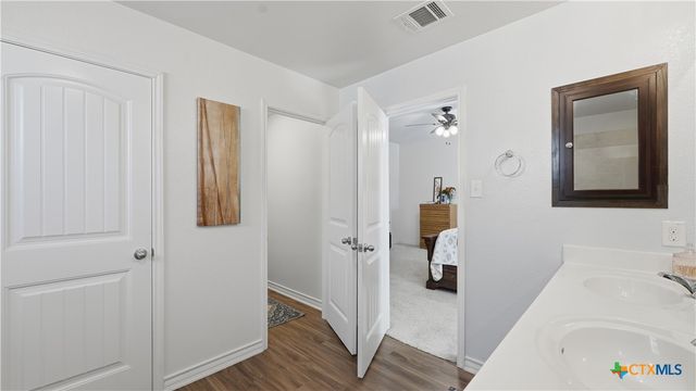 6429 Hoffman Plain, San Antonio, TX 78252