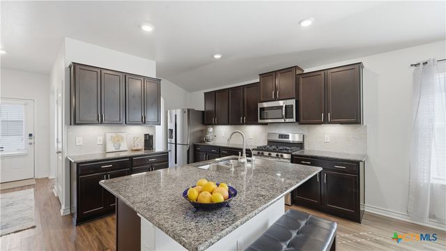 6429 Hoffman Plain, San Antonio, TX 78252