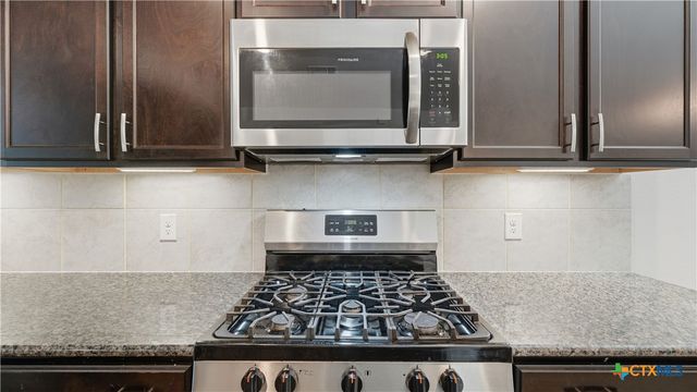 6429 Hoffman Plain, San Antonio, TX 78252