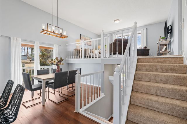 10725 15th Avenue N, Plymouth, MN 55441