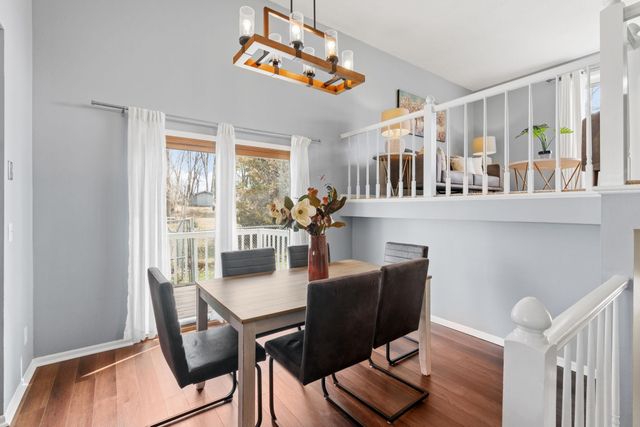 10725 15th Avenue N, Plymouth, MN 55441