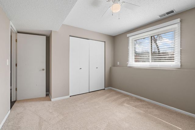 10725 15th Avenue N, Plymouth, MN 55441