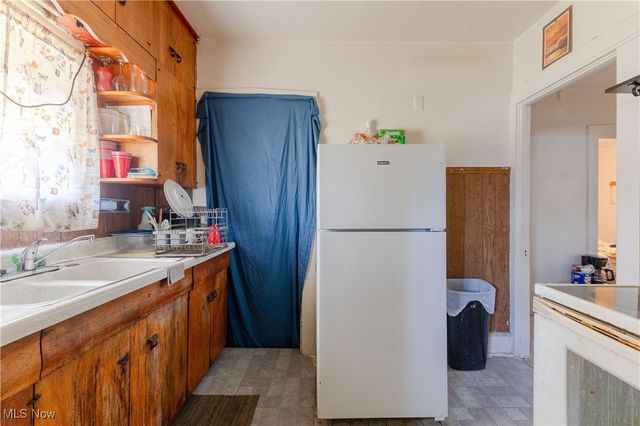 144 Brooklyn Avenue, Youngstown, OH 44507