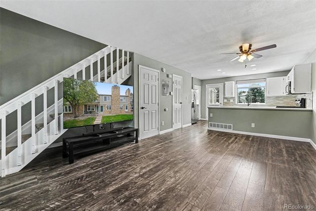 9615 W Chatfield Avenue C, Littleton, CO 80128