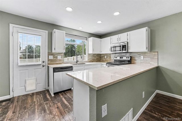 9615 W Chatfield Avenue C, Littleton, CO 80128