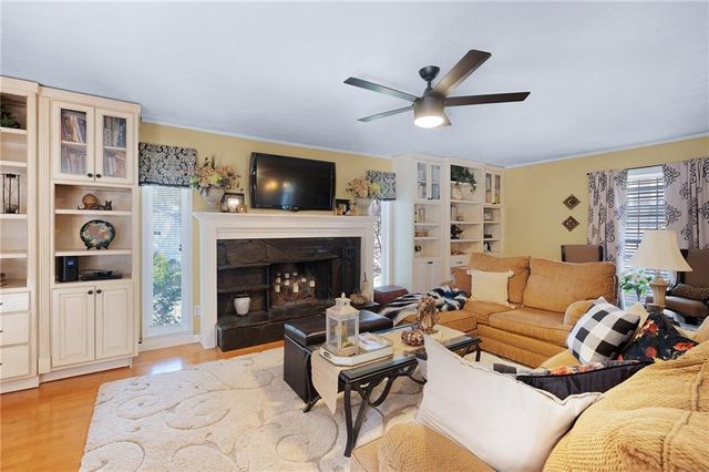 1730 Macby Drive, Marietta, GA 30066