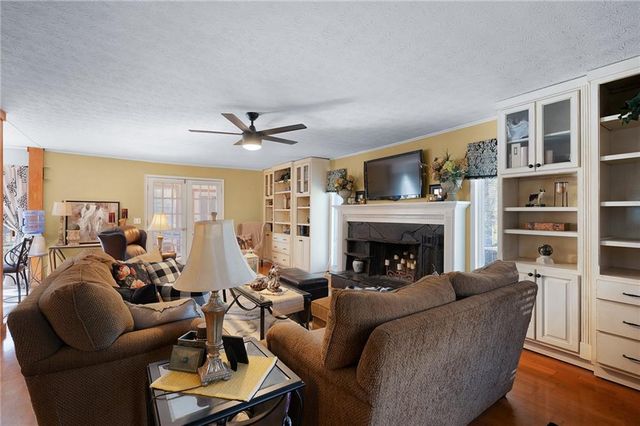 1730 Macby Drive, Marietta, GA 30066