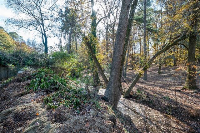 1730 Macby Drive, Marietta, GA 30066