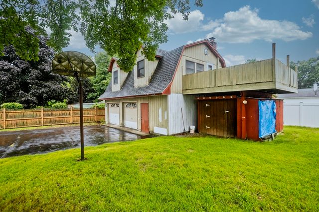 84 Bourbeau St, Chicopee, MA 01020