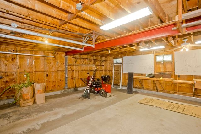 84 Bourbeau St, Chicopee, MA 01020