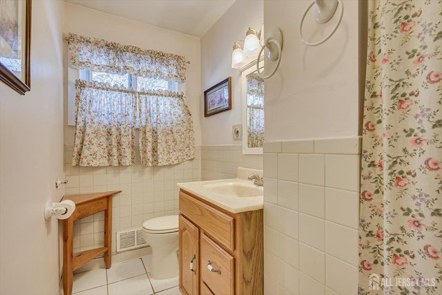 144 Princeton Road, Old Bridge, NJ 08859