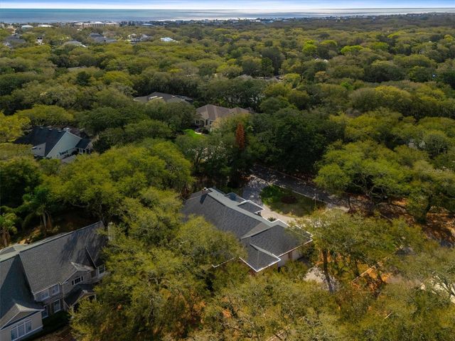 125 ISLAND HAMMOCK WAY, St Augustine, FL 32080
