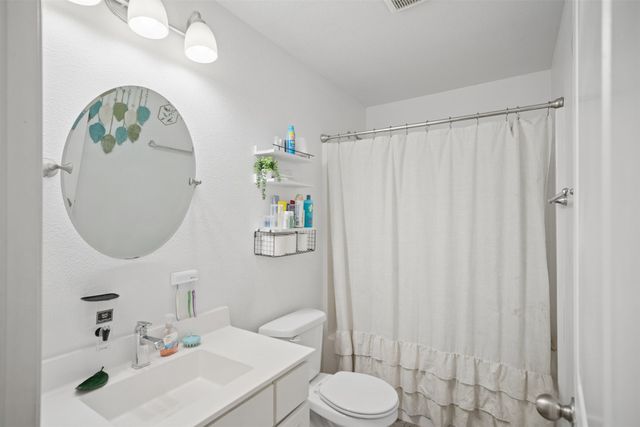 7223 S Laurel Place, Broken Arrow, OK 74011