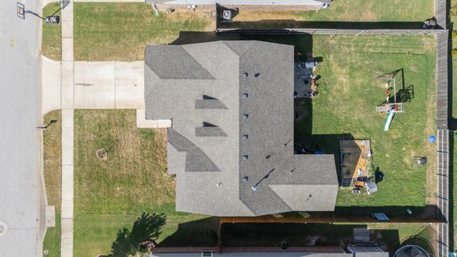 7223 S Laurel Place, Broken Arrow, OK 74011
