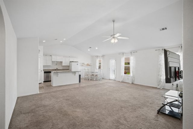 7223 S Laurel Place, Broken Arrow, OK 74011