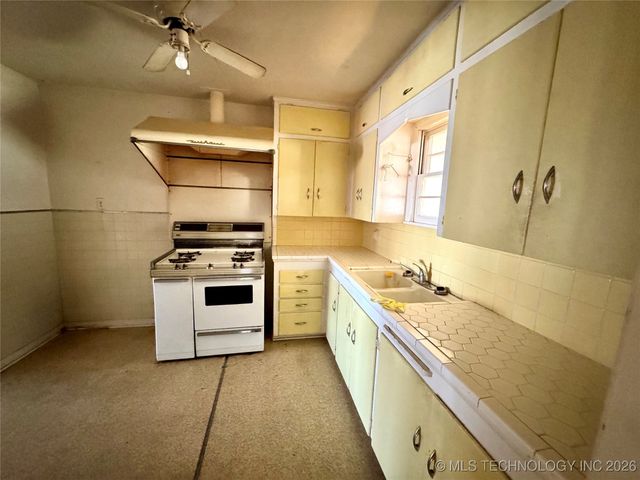 1519 Chickasaw Boulevard, Ardmore, OK 73401